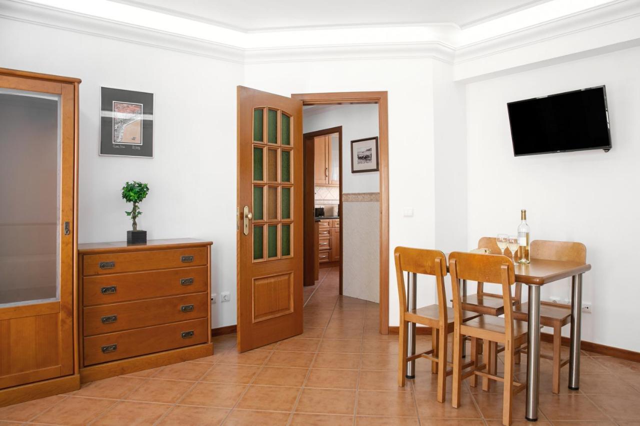 Alecrim Beach House Nazare Bagian luar foto