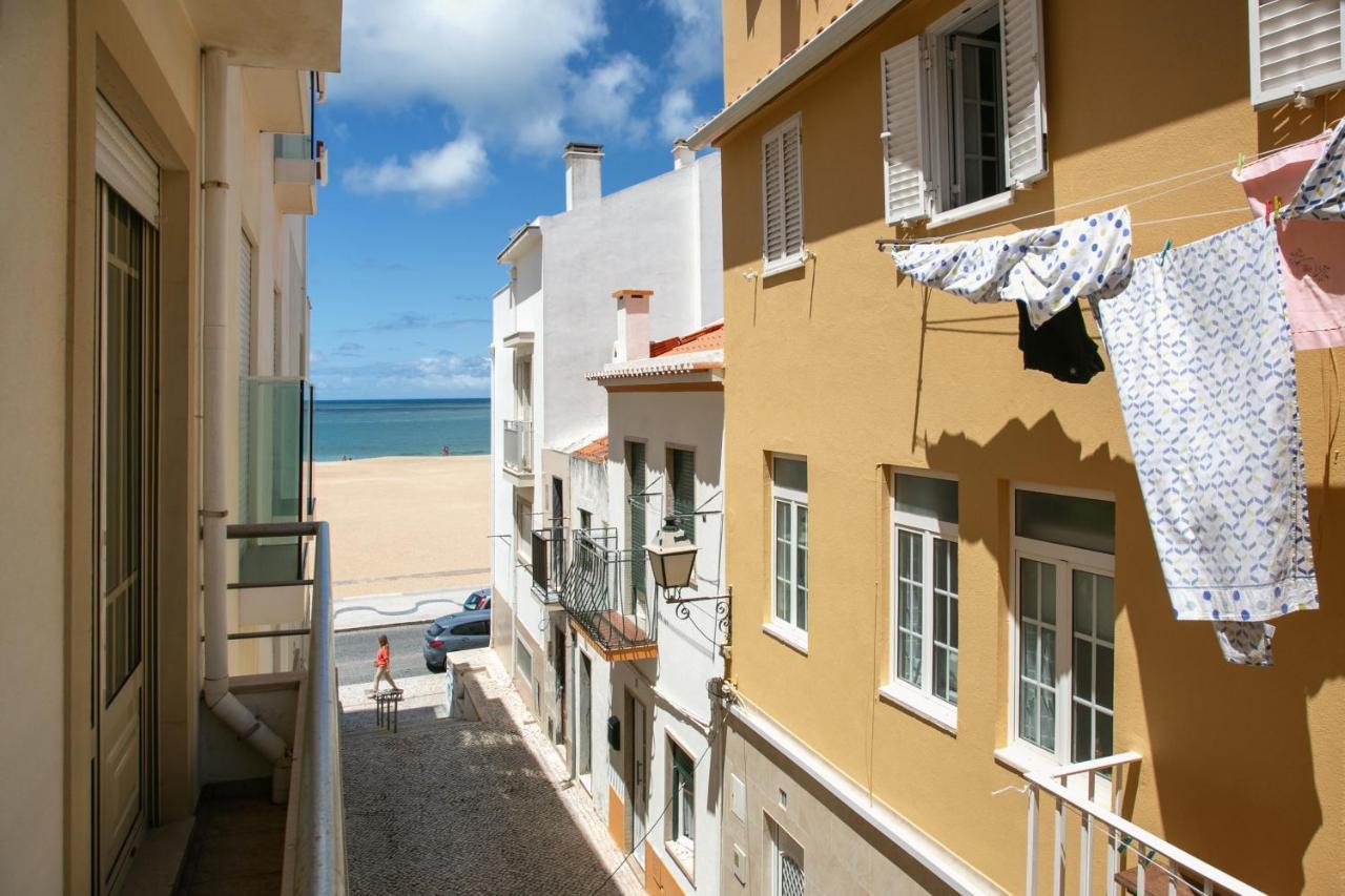 Alecrim Beach House Nazare Bagian luar foto